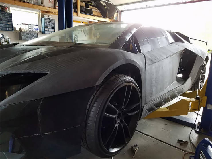 A Full-Blown Lamborghini Aventador On A 3D-Printer