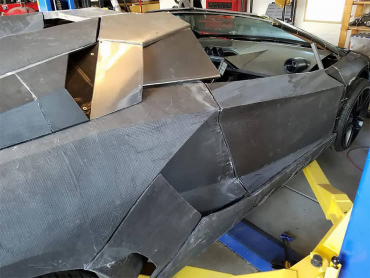 A Full-Blown Lamborghini Aventador On A 3D-Printer