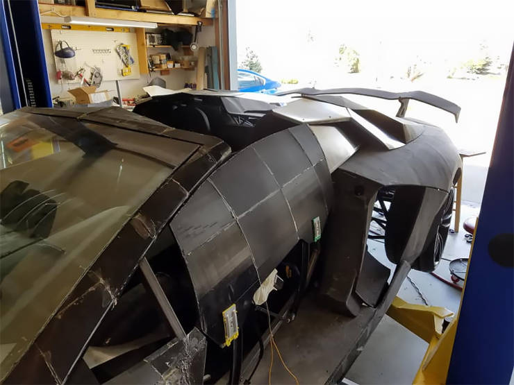 A Full-Blown Lamborghini Aventador On A 3D-Printer