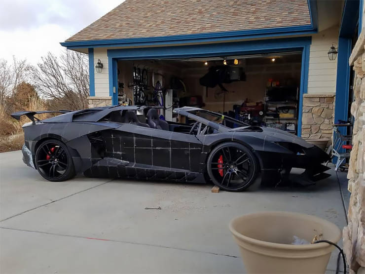 A Full-Blown Lamborghini Aventador On A 3D-Printer