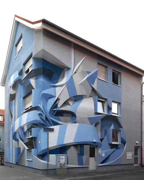 Street 3D-Artist Bends Reality With His Optical Illusions