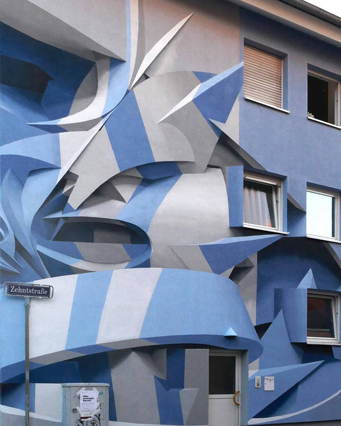 Street 3D-Artist Bends Reality With His Optical Illusions
