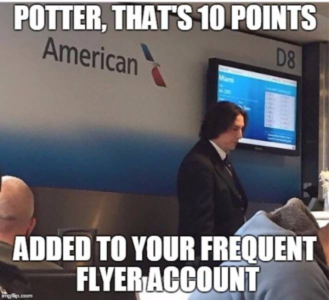 Look Through These Airport Memes While Waiting For Your Luggage