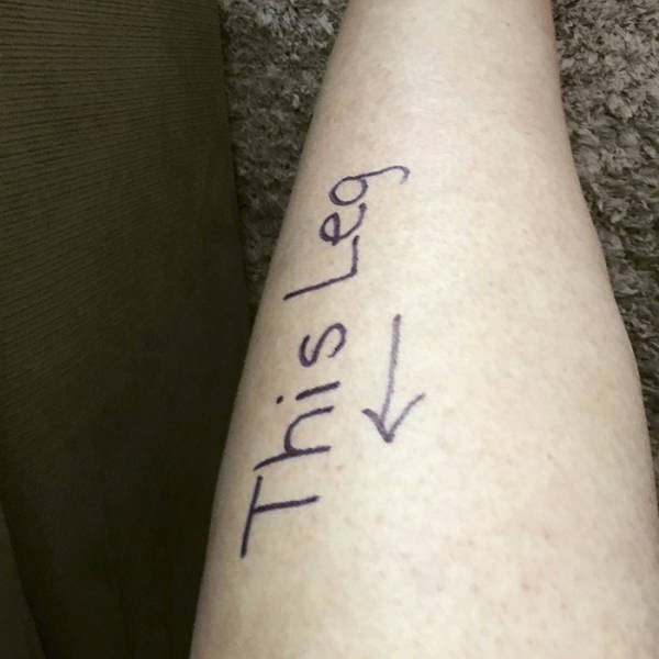 Guy Delayed His Own Knee Surgery By Writing All Over His Body