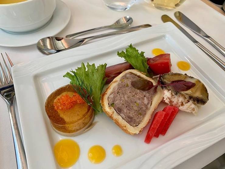 Economy Class Food Vs. First Class Food