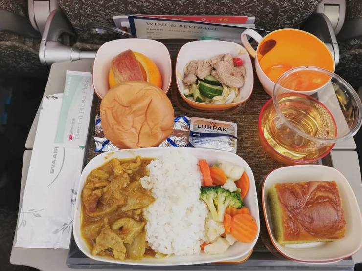 Economy Class Food Vs. First Class Food