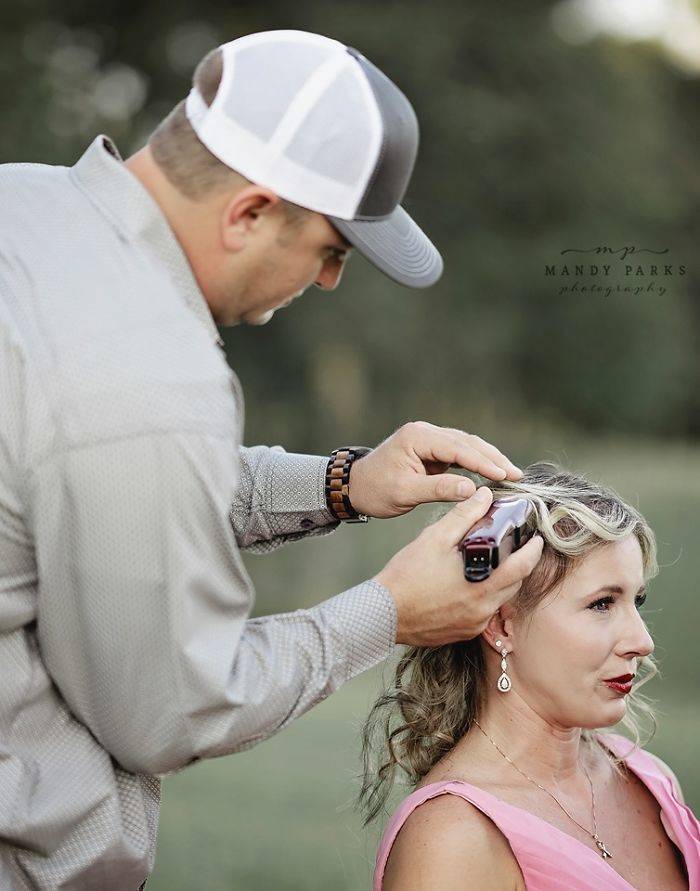 An Incredibly Heartfelt Photoshoot About A Loving Husband And His Wife Preparing To Battle Breast Cancer