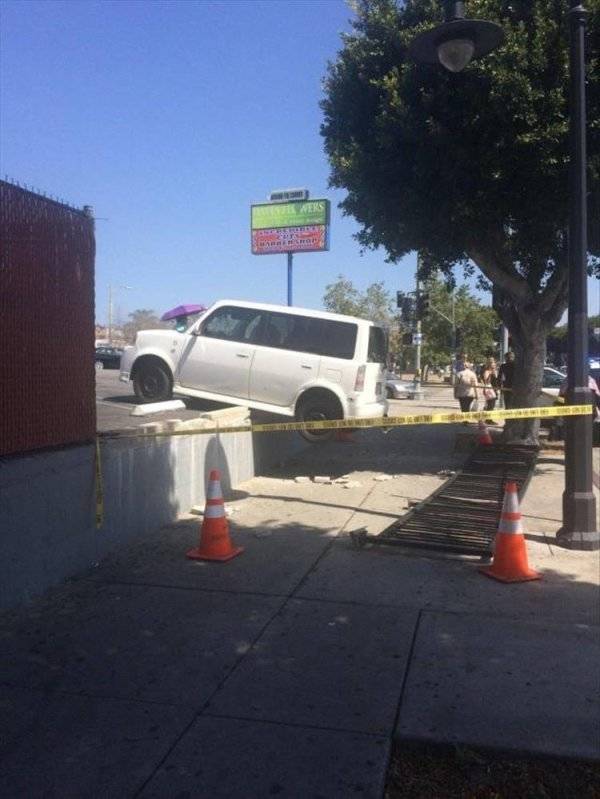 These Cars Are Straight-Up Not Having A Good Time These Cars Are Straight-Up Not Having A Good Time