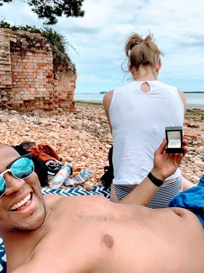 So, How Long Can He Go Without Her Seeing Her Engagement Ring?