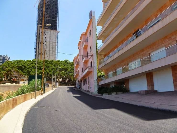 This Thin House Was Built For Just One Purpose – Revenge