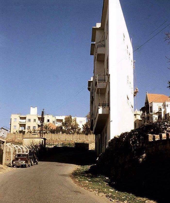 This Thin House Was Built For Just One Purpose – Revenge