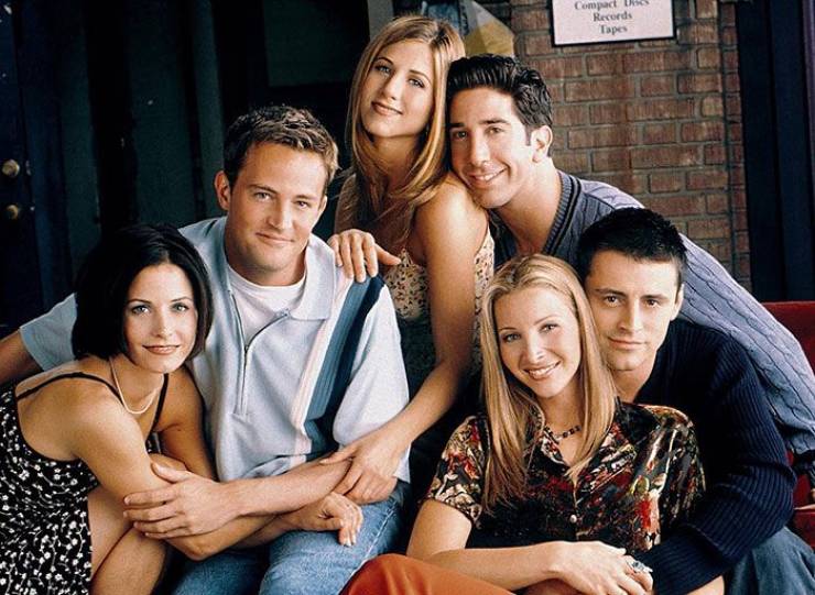 Jennifer Aniston Finally Creates An Instagram Account, Instantly Gets Millions Of Followers By Sharing “Friends” Reunion Snaps