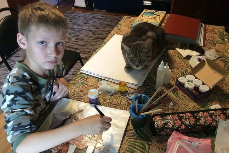9-Year-Old Volunteer Who Makes Money For Animal Shelters Using His Talent