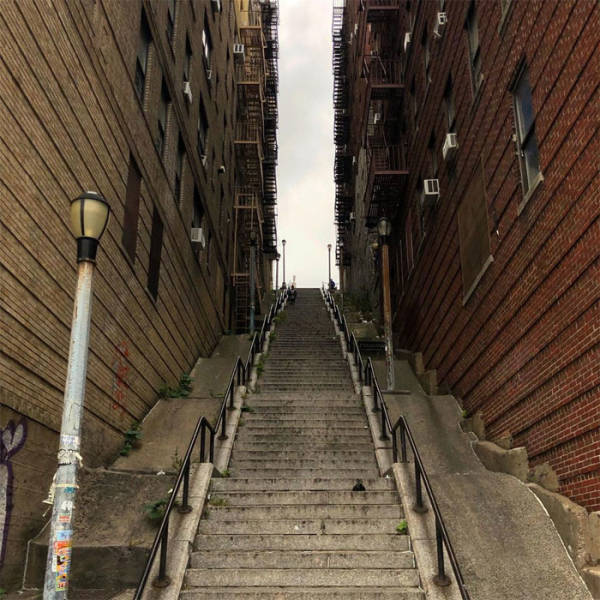 “The Joker” Stairs In New York Instantly Become Insanely Popular