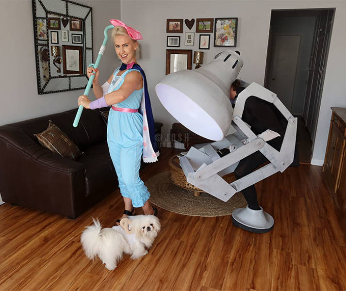 One Leg Is More Than Enough For A Great Halloween Costume
