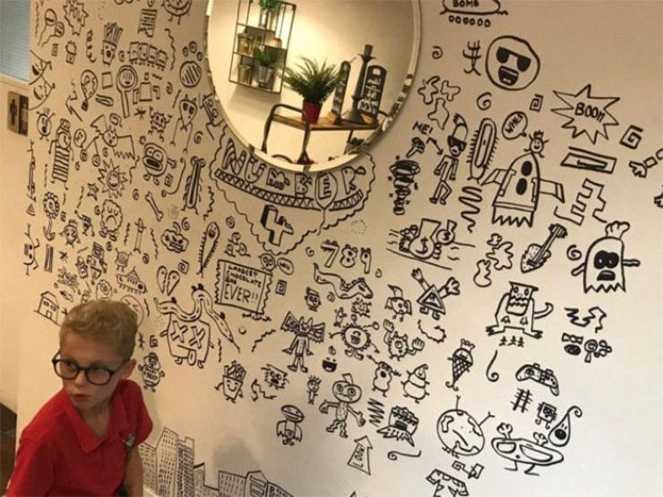 9-Year-Old Can’t Stop Doodling In Class, Gets Invited To Decorate A Restaurant