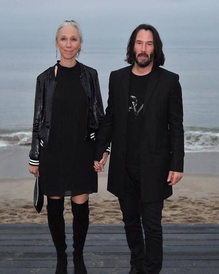 So Does Keanu Reeves Finally Have A Girlfriend Now?!