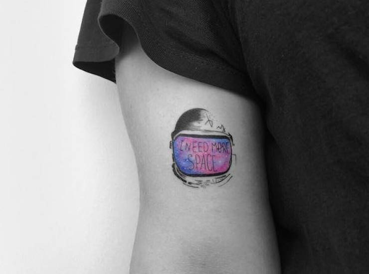 Artist Creates Fascinating Minimalistic Movie-Themed Tattoos