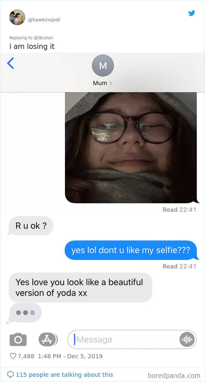 Send Your Selfie To Your Mom Without Context And Wait For Her Response