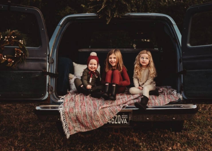 These Christmas Cards Were Not Supposed To Look This Way! These Christmas Cards Were Not Supposed To Look This Way!