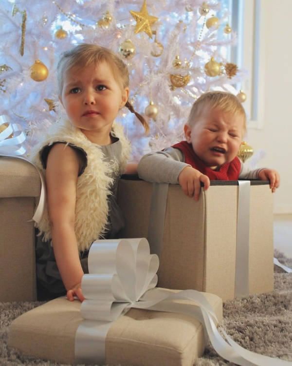 These Christmas Cards Were Not Supposed To Look This Way! These Christmas Cards Were Not Supposed To Look This Way!