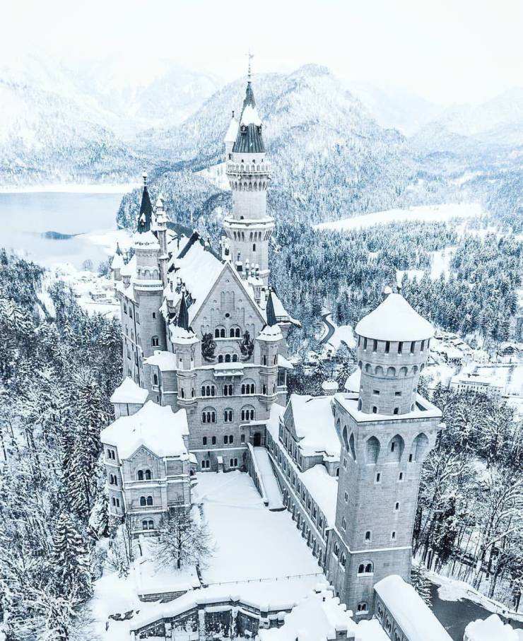 Fine Examples When A Picture Says More Than Just A Thousand Words