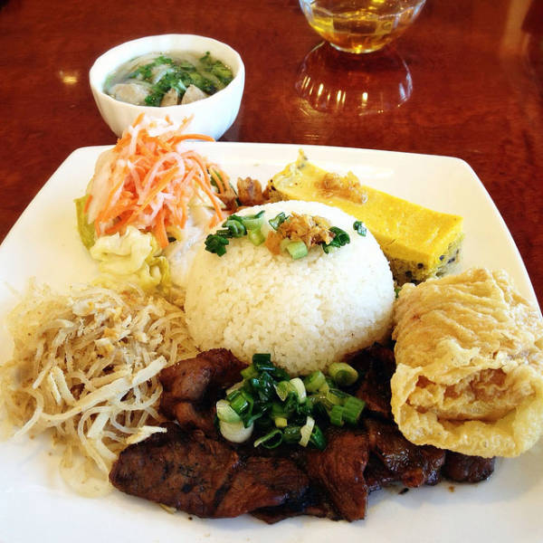 Here’s Your Guide To Vietnamese Food