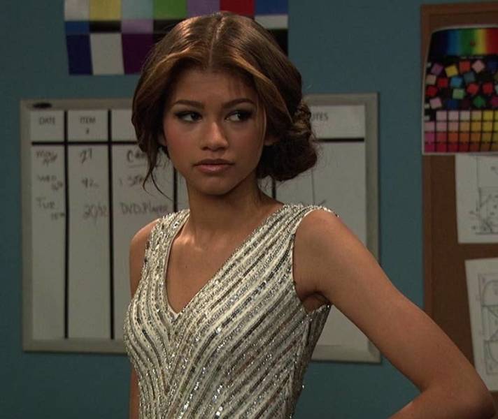 Disney Channel Stars As They Appeared In Their First And Last Episodes