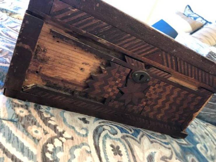Bank Robber’s Mysterious Treasures Get Unboxed 100 Years Later