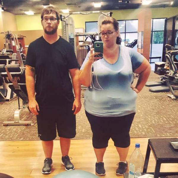 Insanely Overweight Couple Decides To Lose Weight Together