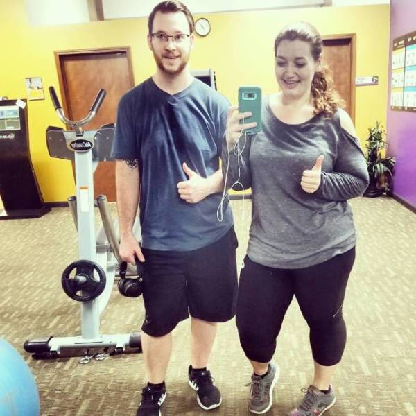 Insanely Overweight Couple Decides To Lose Weight Together