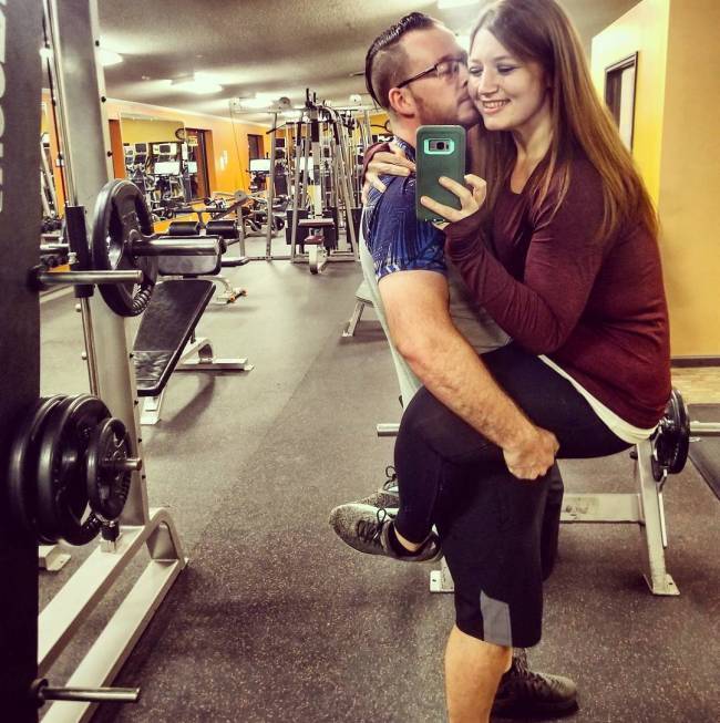Insanely Overweight Couple Decides To Lose Weight Together 23 Pics 