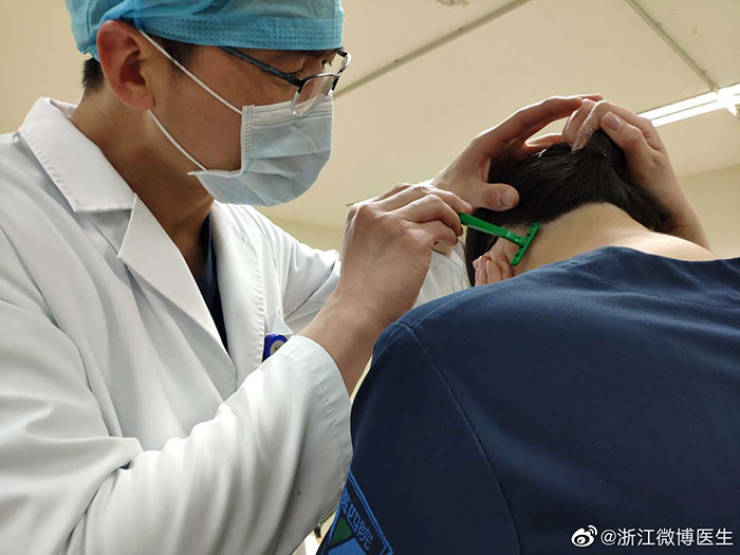 What Chinese Medical Personnel Is Going Through Working With Coronavirus