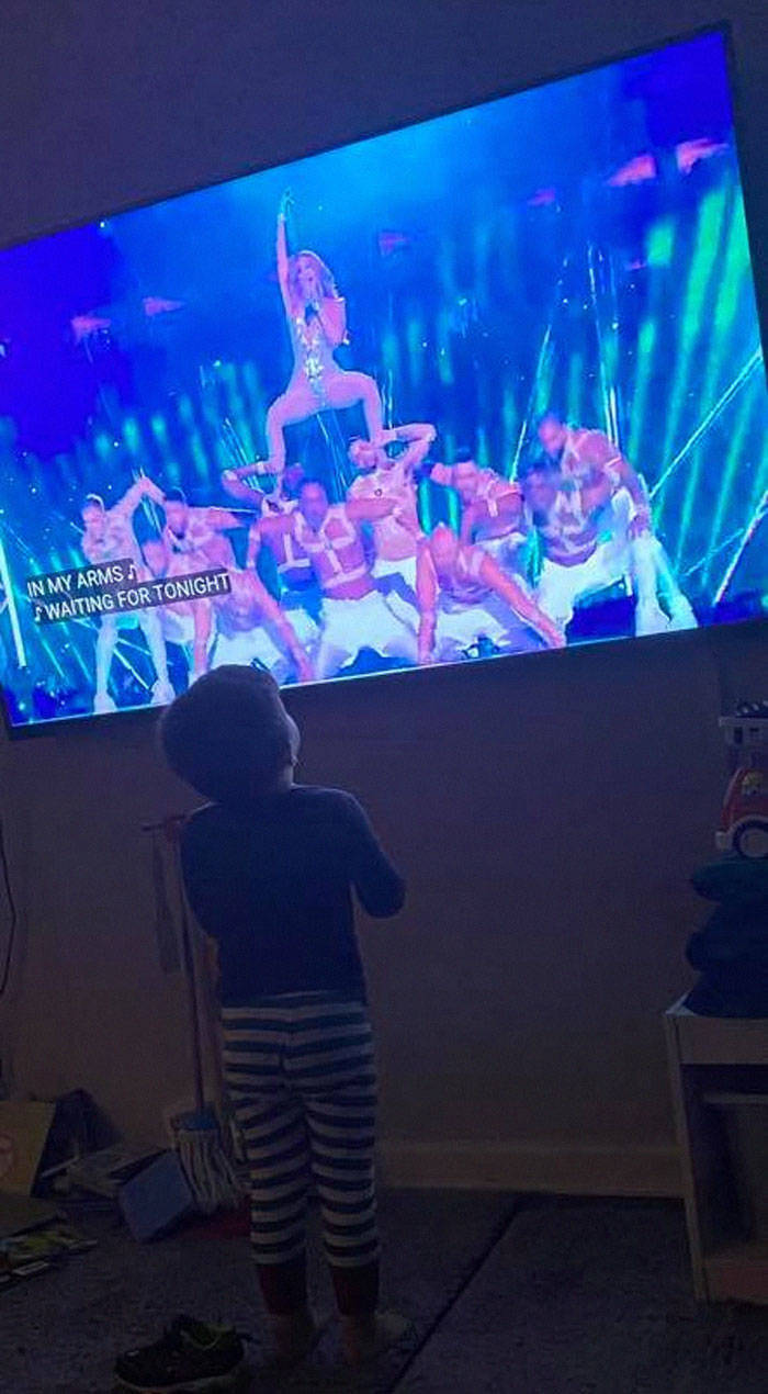 Parents Shared Their Kids’ Reactions To The Super Bowl Halftime Show
