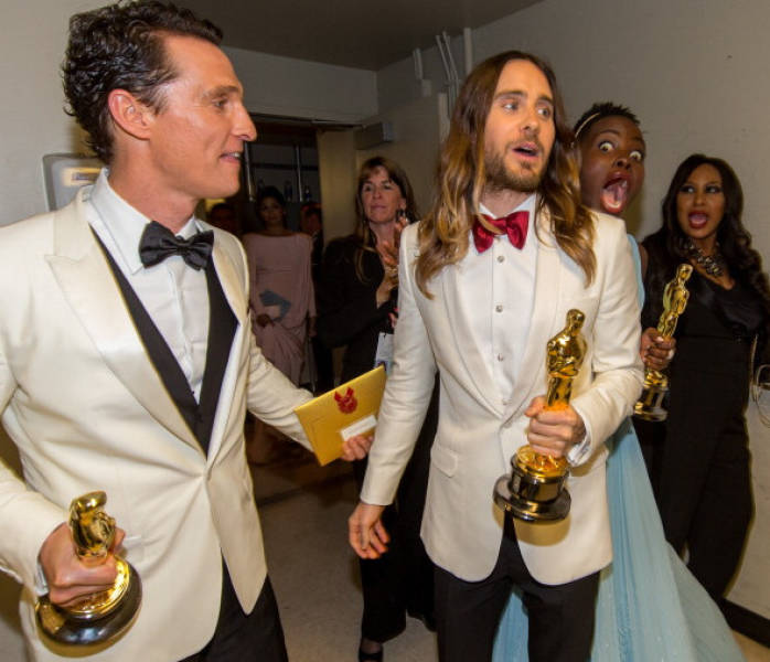 These Celebs Are Photobomb Masters!