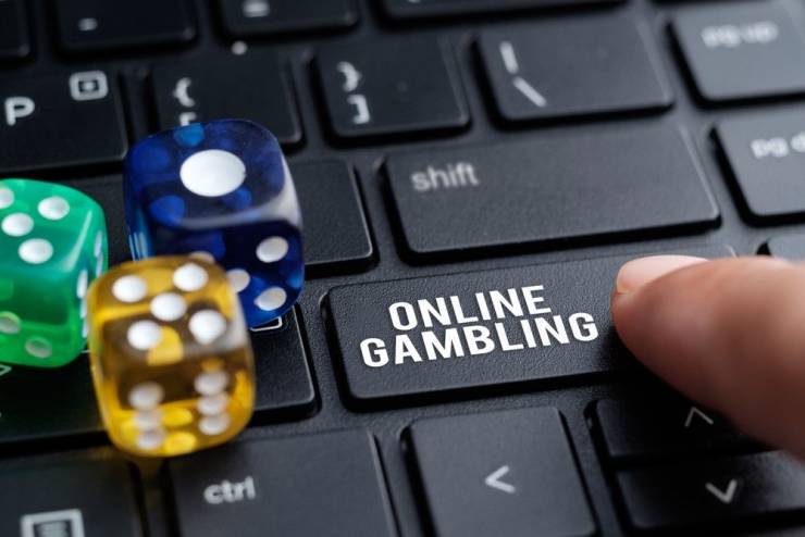 How Difficult is it to Run an Online Casino?