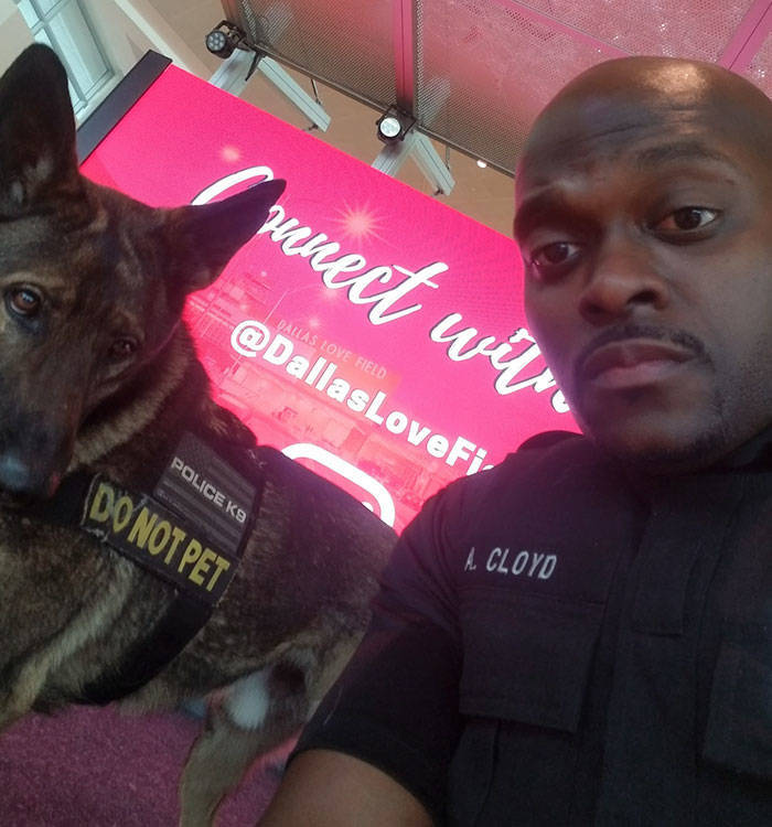 Woman Shares Photos Of Police Officer Taking Selfies With His Service Dog, He Delivers The Content