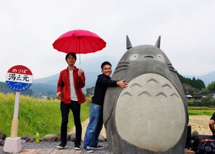 Japanese Elderly Couple Creates A Real-Life Version Of Totoro Bus Stop
