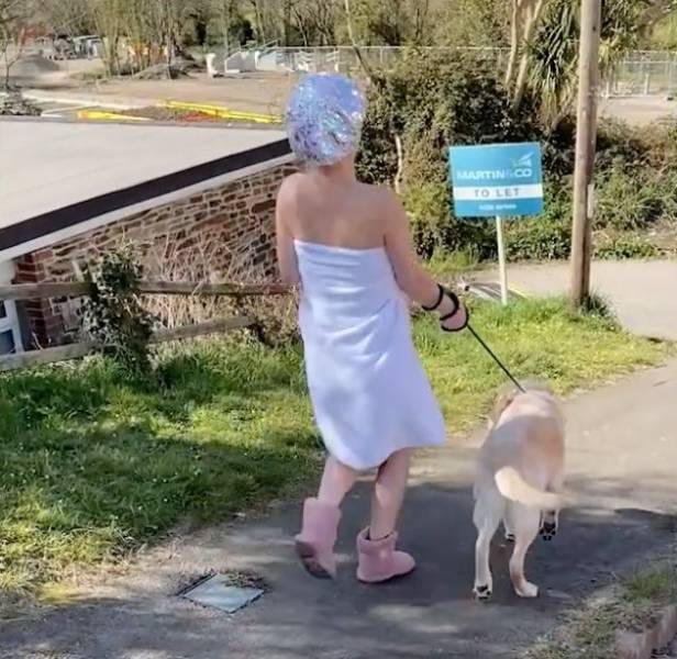 Her Dog Is Now Embarrassed To Go For A Walk With Her