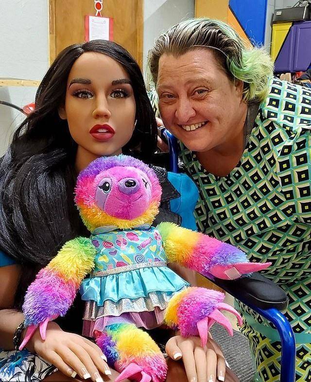Texan Couple Adds A Sex Robot To Their Family To Spice Up Their Love