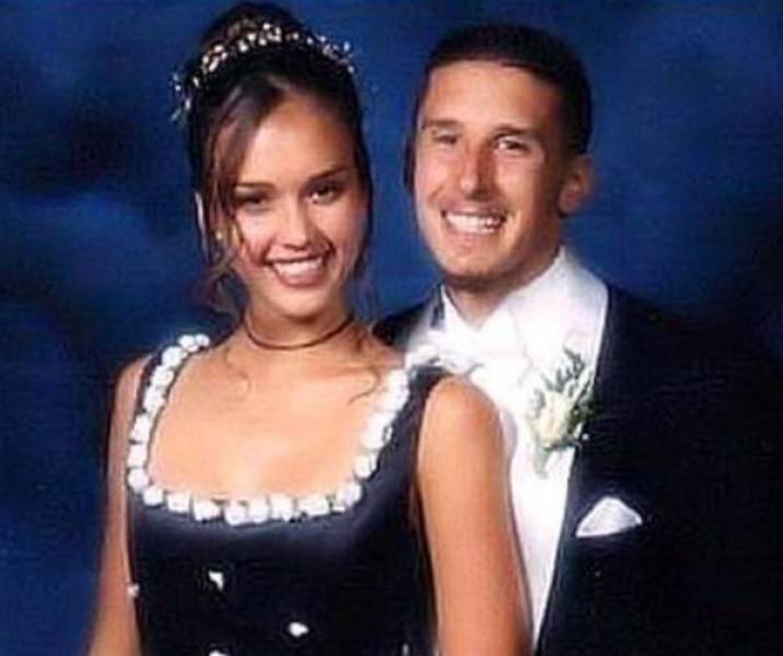 How Celebrities Looked On Their Prom Day