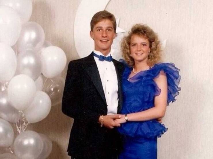How Celebrities Looked On Their Prom Day