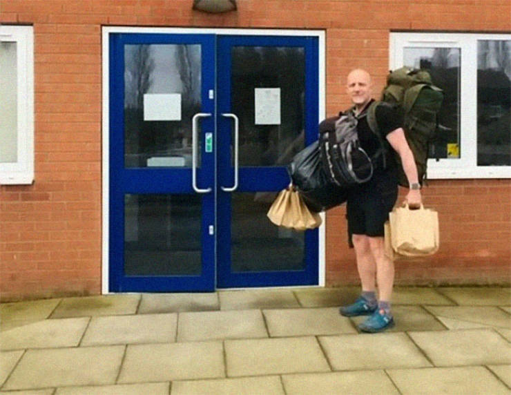 Teacher Delivers 18 Kg Of Food To His 78 Students On Foot. Every. Day.