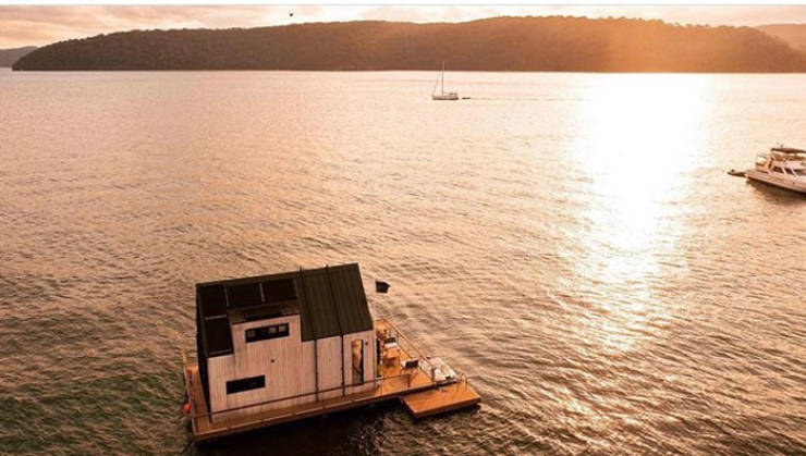This Australian Floating Villa Only Needs Solar Energy To Function, And You Can Even Stay There!