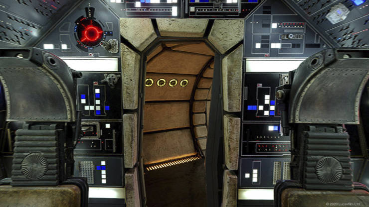 “Star Wars” Backgrounds To Spice Up Your Online Conferences