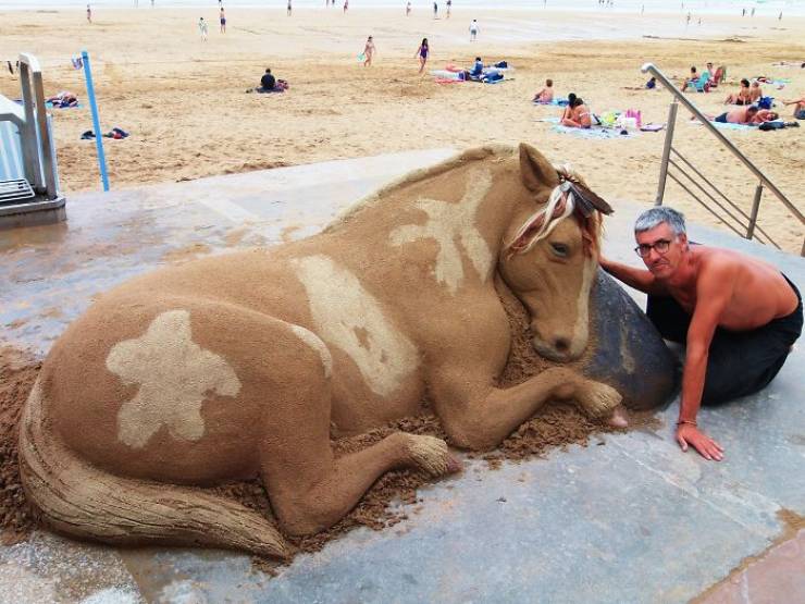 These Incredible Sand Sculptures Look Like They’re Alive!