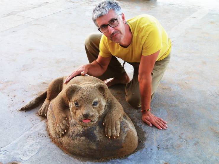 These Incredible Sand Sculptures Look Like They’re Alive!