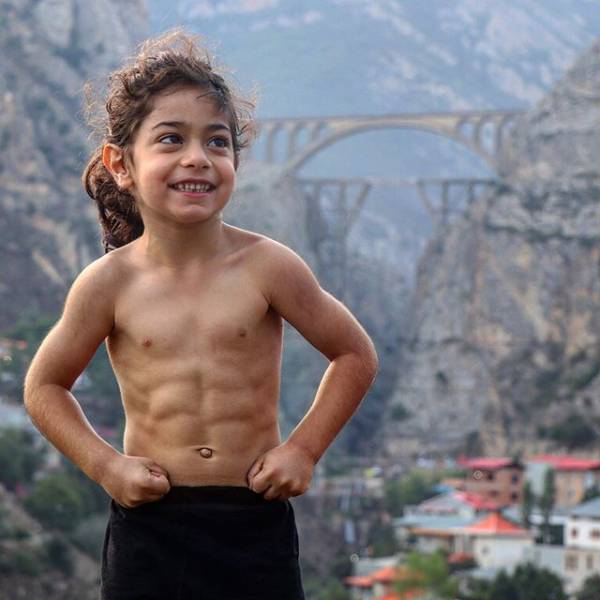 6 Year Old Iranian Boy Becomes An Internet Star Because Of How Ripped