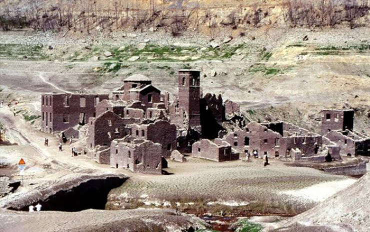 Medieval Italian “Ghost Village” That’s Been Underwater Since 1947 May Soon See The Light Of Day Again!