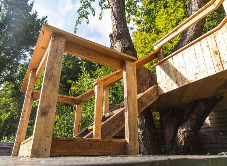 Dad Builds A Quarantine Treehouse For His Daughters For Just $150
